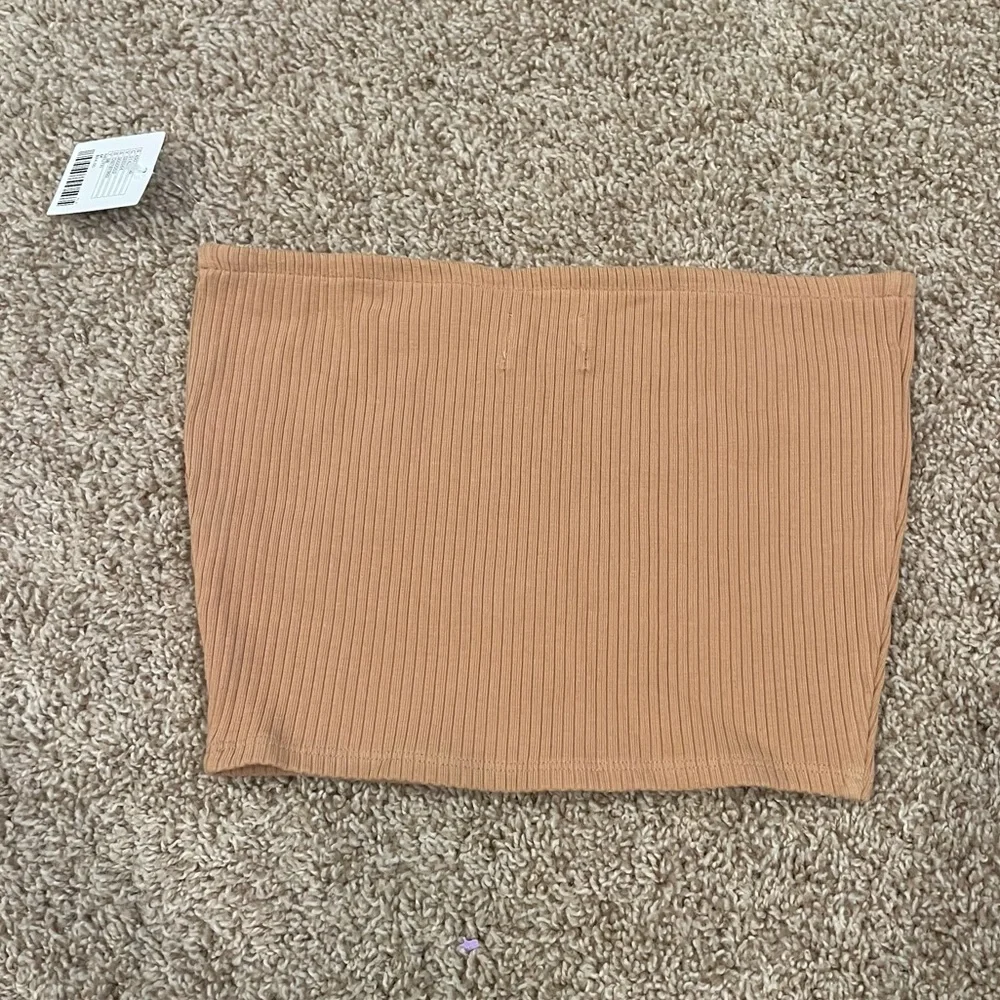 NWT Urban Outfitters Tan Strapless Top/ Tube Top - Picture 3 of 8